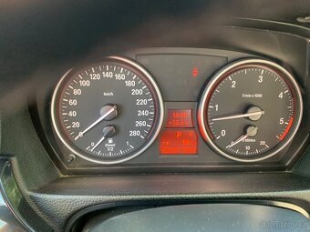 BMW e93 330d - 8