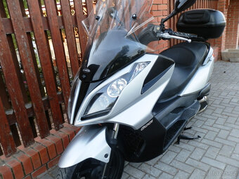 Kymco Downtown 300i - 8