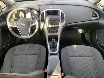 Opel Astra 1.4i , 74 kW benzín, 2011 - 8