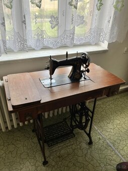 Skříně, sedací soupravy, pozůstalost - 8