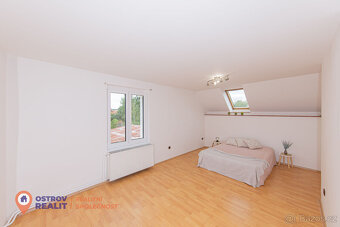 Prodej rodinného domu 5+1, 1004 m², Mělník - 8