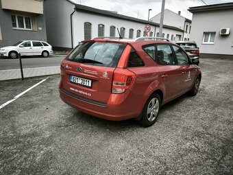 KIA CEE´D 1.4, najeto 175 tis. km - 8