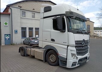 Mercedes Benz Actros 1845 - 8