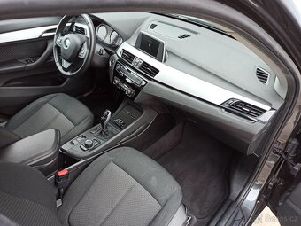 BMW X1 sDRIVE 20i 141kW ČR - 8
