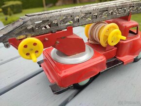 Starožitná hračka hasiči - 8