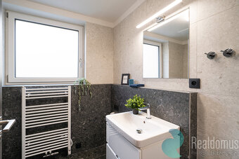 Pronájem nadstandardního bytu 2+kk, 57,6 m², B. Smetany, Čes - 8