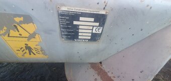 volvo l30b z - 8