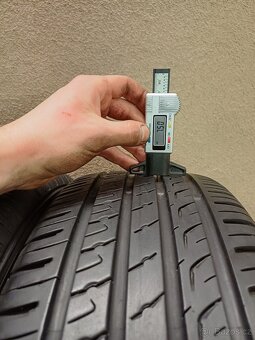 LETNÍ pneu Barum 195/55/r15 4ks - 8