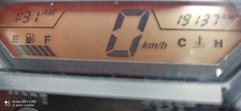 Honda CBR 125 r - 8