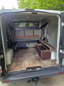 Renault Trafic 2.0dci 6 mist - 8