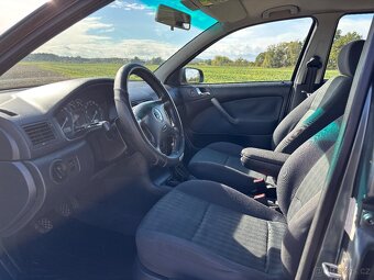 Škoda Octavia Combi 1.6i Tour - po servisu - 8