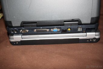 pěkný jak nový HP OmniBook XE3 s win98 - 8