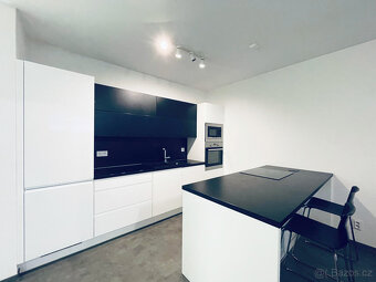 Pronájem vybaveného bytu 2+kk, 53 m2, velký balkon, Olomouc - 8