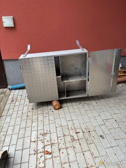 Dílenská skříň - 8