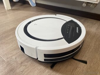 Robotický vysavač Silvercrest - 8