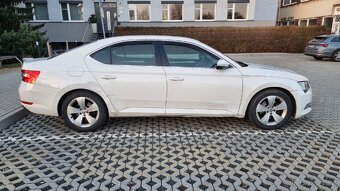 Škoda Superb 2018 - 8