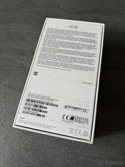 iPhone 11 64 GB Bílý - 8