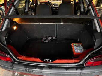 Prodám Citroën Saxo liftback - 8