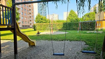 Prodej bytu 3+1 (70m2) s balkonem a sklepem, Kuřim, Na Loučk - 8