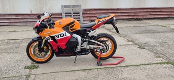 HONDA CBR600RR REPSOL - 8