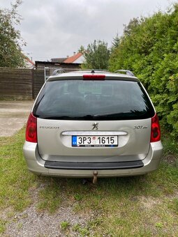 Peugeot 307 SW 2.0 HDI 66kw rok 2003 STK 08/2027 původ ČR - 8