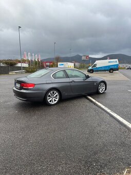 Bmw e92 330d manuál - 8