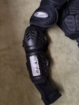 Celotělový chránič Leatt Ready / AXO - 8