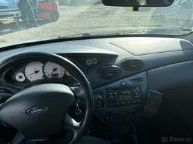 Ford Focus ST170 2.0i 173 PS třídveřový - 8