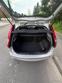 Ford Fiesta 1.4. 59 kW benzín - 8