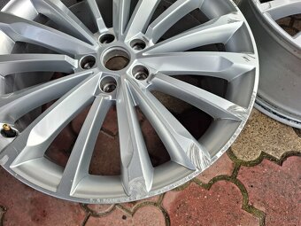 Alu kola 19" Škoda Superb Trinity 5x112 - 8
