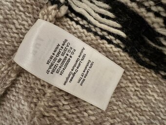 Islandsky vlneny svetr 100% lambswool zn Aritzia - 8