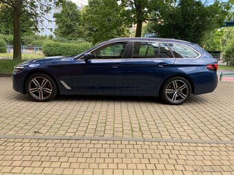 Bmw 520d xDrive Touring 15tkm Sport 2022 DPH TOP - 8