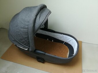 Autosedačka a Isofix Tudore, kočáry - 8
