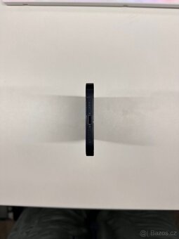 iPhone 13 128 GB tmavě modrý - 8
