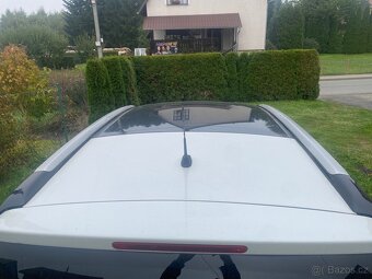 Peugeot 5008 1,6 115kw benzin - 8