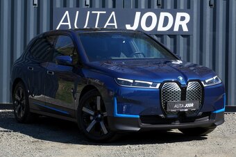 BMW IX 40 xDrive 240 kW, Masáže, Záruka, H/K, SoH 97% - 8