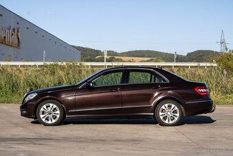Mercedes-Benz E trieda Sedan 220 CDI Avantgarde A/T - 8