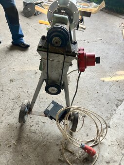 Soustruh na dřevo s frekvenčním měničem - 8