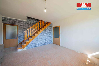 Prodej rodinného domu, 180 m², Lesná - 8