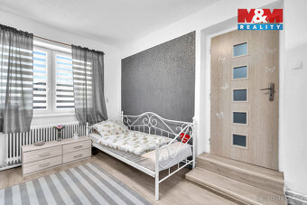 Prodej rodinného domu v Starých Jesenčanech - 8