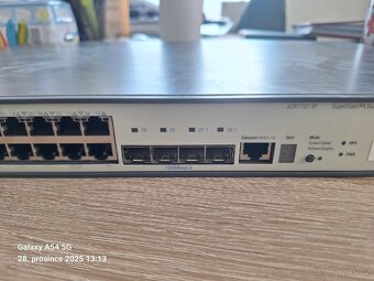 3COM switch 5500-EI-28port + 4x 1000BaseX - 8