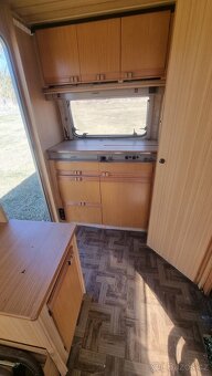 Autokaravan,Karavan,obytný přívěs Dethleffs - 8