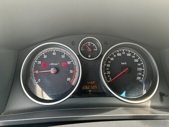 Opel Zafira, 1.6i CNG, 69kw, 2007, STK do 3/2026 - 8