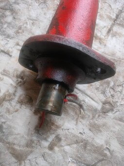 KUHN 280 SHRNOVAČ -- ruzné díly - 8