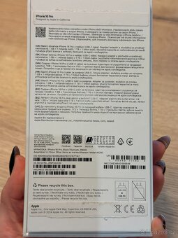 iPhone 16 Pro, Black Titanium, 256Gb - 8