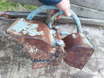 Celokovový mlýnek s válci. - 8