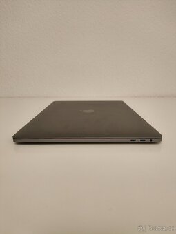 MacBook Pro 15" A1707 | i7 • 16GB • 512GB SSD - 8