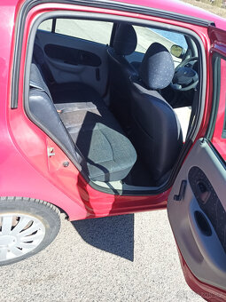 RENAULT CLIO 1.2 2002 - 8
