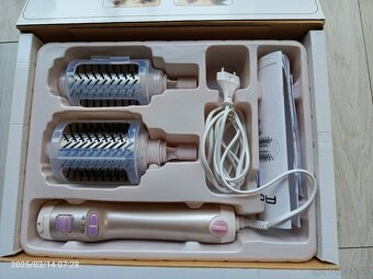 Rotační vysoušeč vlasů Rowenta brush activ CF 9000. - 8