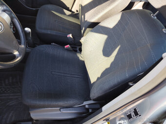 Toyota Yaris, 1.0i, klimatizace, nová STK 4/2027 - 8